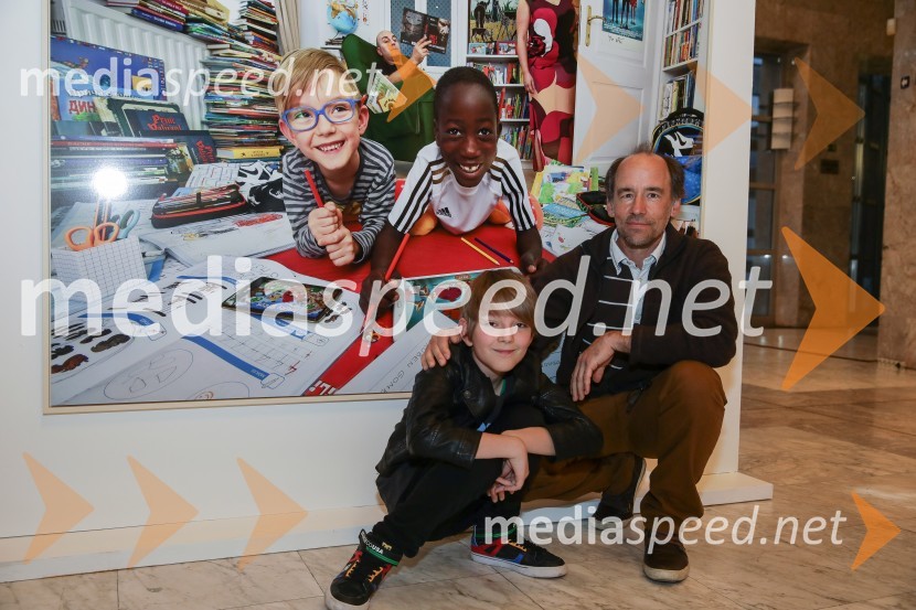  Kolja Gombač;  Peter Uhan, fotograf52 hertzov, premiera drame v SNG Nova Gorica