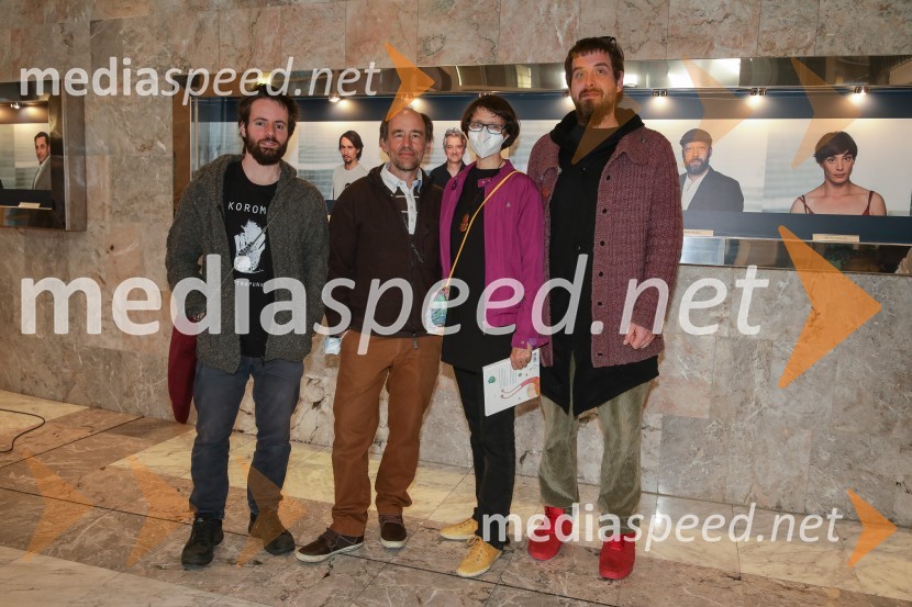  Enej Gala, slikar;  Peter Uhan, fotograf;  ... ;  Tomi Novak, bobnar, vodja zasedbe Grunt52 hertzov, premiera drame v SNG Nova Gorica