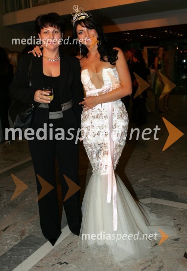 Dalila Dragojevič, Miss Universe 2005 z mamoMiss Slovenije 2005, finale