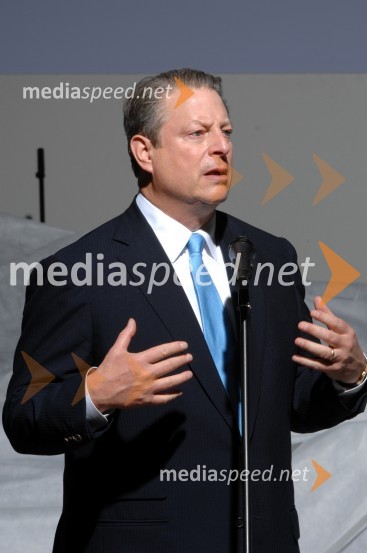 Al Gore, nekdanji ameriški podpredsednik in dobitnik Nobelove nagrade za mirAl Gore v Sloveniji na zabavi Diners Black Card