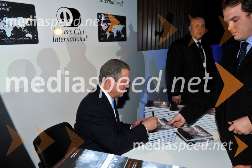 Al Gore, nekdanji ameriški podpredsednik in dobitnik Nobelove nagrade za mirAl Gore v Sloveniji na zabavi Diners Black Card