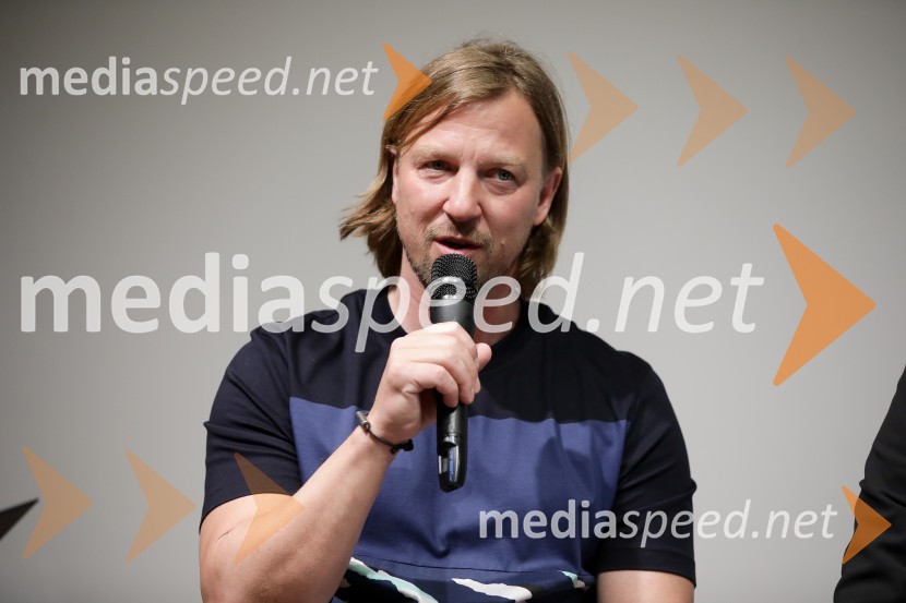  Primož Černilec, predsednik Planinskega društva Kranj Alpinistični dnevnik Nejca Zaplotnika, predstavitev knjige