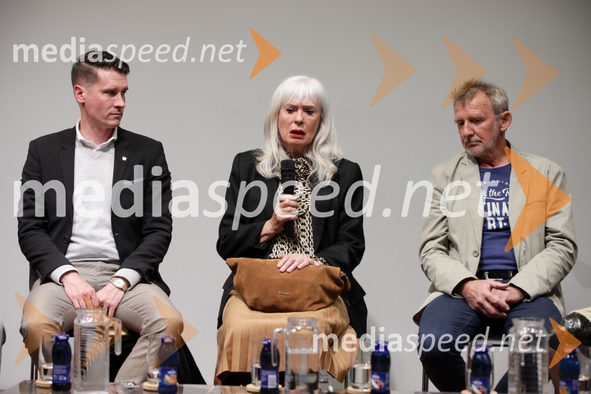  Janez Černe, podžupan Mestne občine Kranj;  Mojca Zaplotnik Jamnik;  Tone Perčič, plezalni sopotnik Nejca ZaplotnikaAlpinistični dnevnik Nejca Zaplotnika, predstavitev knjige