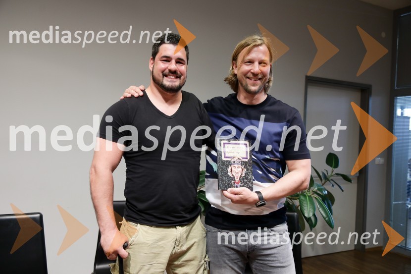  Darko Đurić, upokojeni slovenski paraolimpijec, plavalec;  Primož Černilec, predsednik Planinskega društva Kranj Alpinistični dnevnik Nejca Zaplotnika, predstavitev knjige