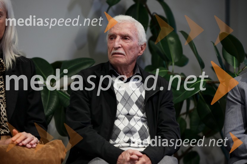  Tomaž Jamnik – Mišo, alpinistAlpinistični dnevnik Nejca Zaplotnika, predstavitev knjige