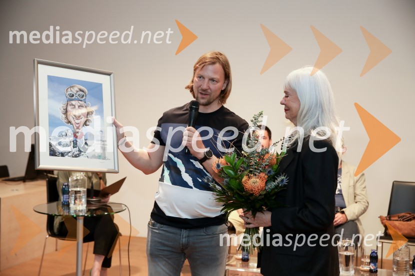  Primož Černilec, predsednik Planinskega društva Kranj ;  Mojca Zaplotnik JamnikAlpinistični dnevnik Nejca Zaplotnika, predstavitev knjige