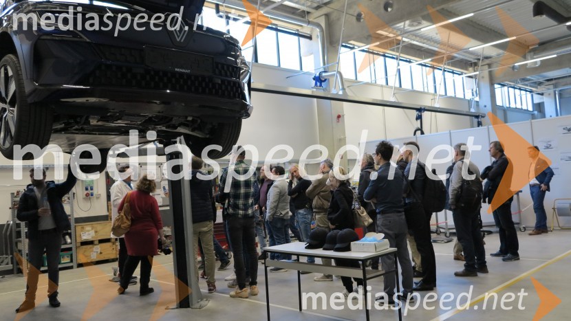 Renault Megane E-Tech electric, slovenska predstavitev