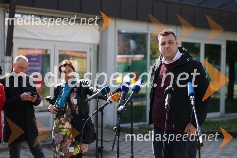  Matic Matjašič, mestni svetnik MOM, Lista mladih. PovezujemoIzjava župana MOM Saša Arsenovića po incidentu z mladoletnikom