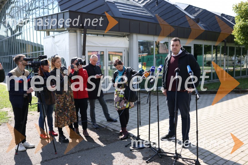  Matic Matjašič, mestni svetnik MOM, Lista mladih. PovezujemoIzjava župana MOM Saša Arsenovića po incidentu z mladoletnikom