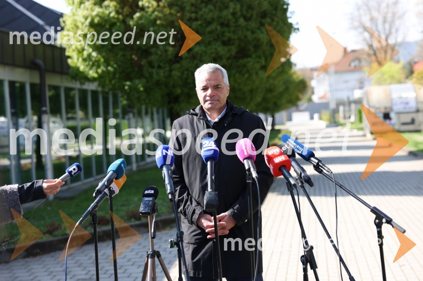  Saša Arsenovič, župan občine Maribor, podjetnikIzjava župana MOM Saša Arsenovića po incidentu z mladoletnikom