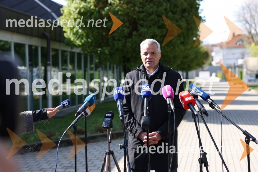  Saša Arsenovič, župan občine Maribor, podjetnikIzjava župana MOM Saša Arsenovića po incidentu z mladoletnikom