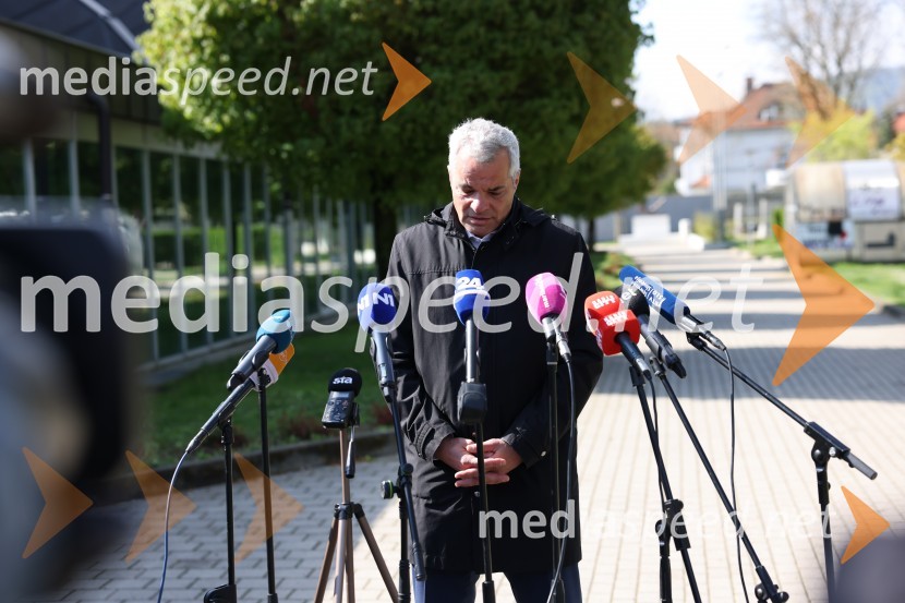  Saša Arsenovič, župan občine Maribor, podjetnikIzjava župana MOM Saša Arsenovića po incidentu z mladoletnikom