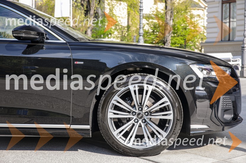Audi A8, slovenska predstavitev