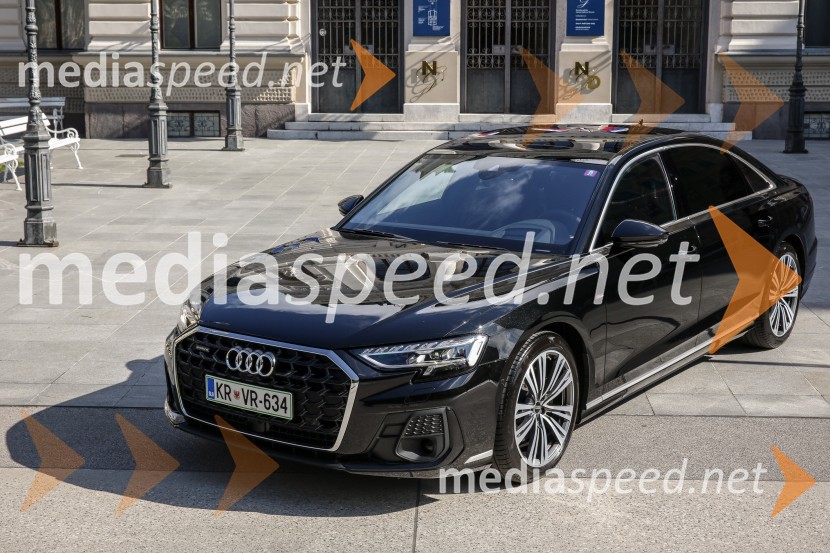 Audi A8, slovenska predstavitev