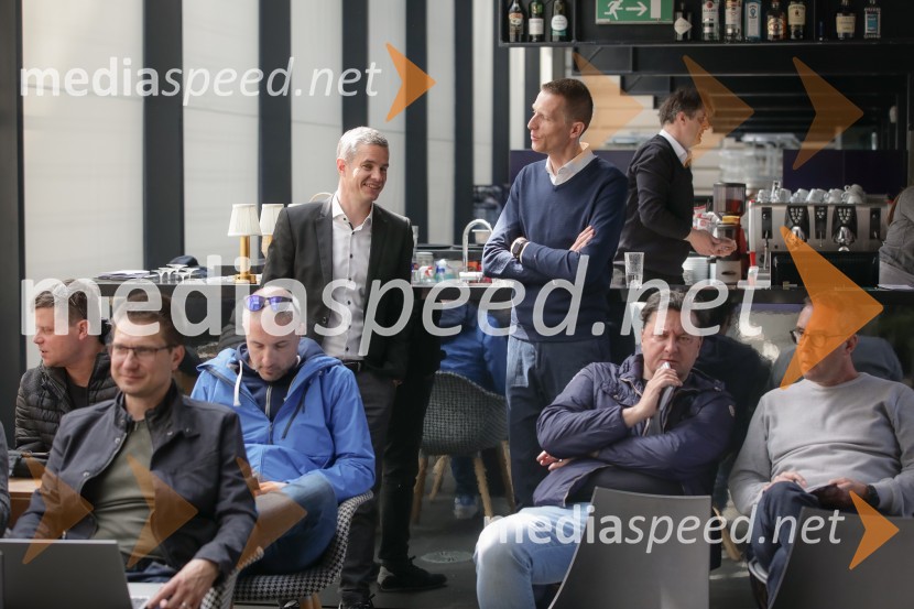 Audi A8, slovenska predstavitev