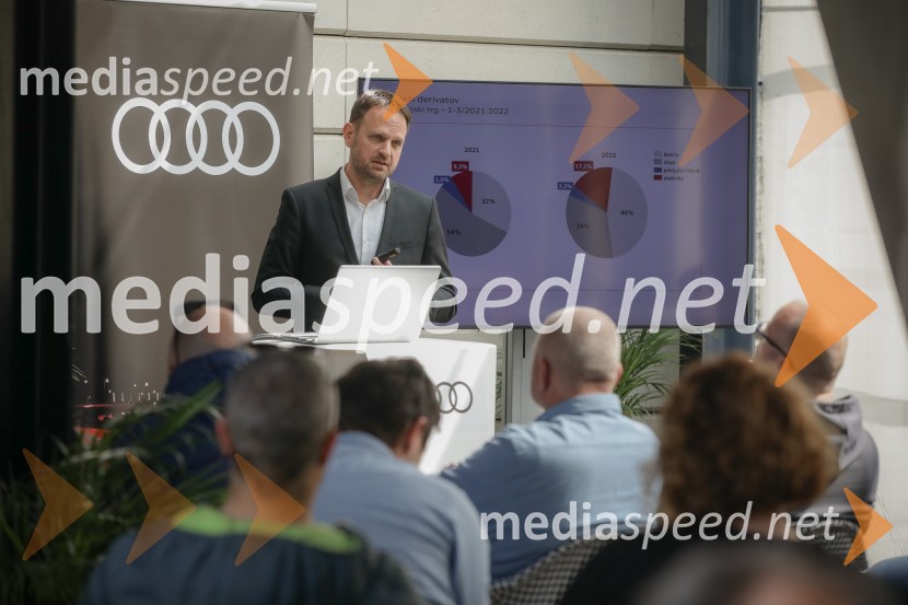 Audi A8, slovenska predstavitev