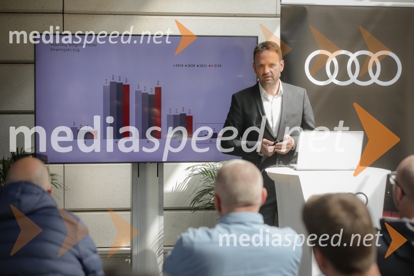 Audi A8, slovenska predstavitev