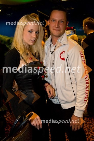 Taya, pevka in Boris Tomažin, Honda AmbrožHotel in Casino Kongo, zabava ob 5. rojstnem dnevu