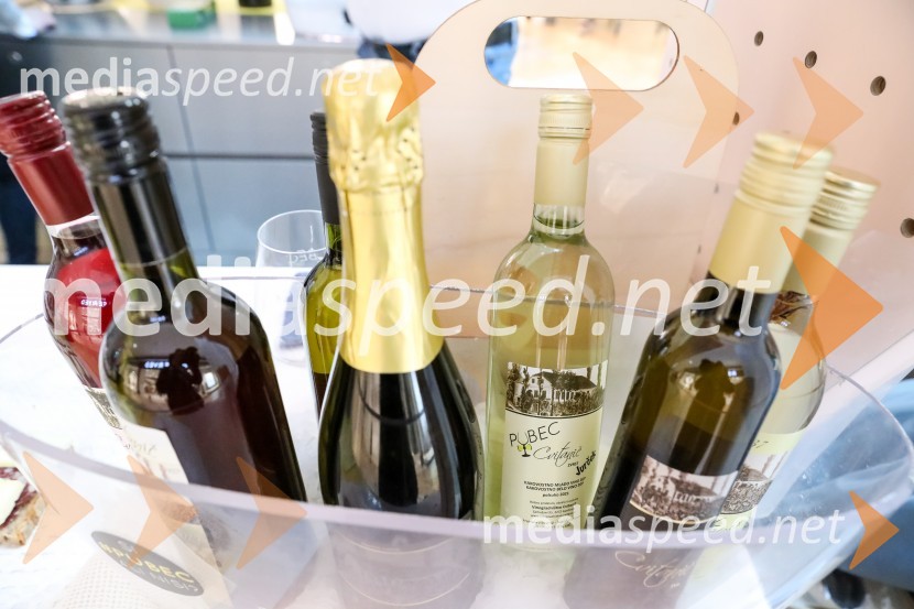 Pubeci v centru Aleja Ljubljana