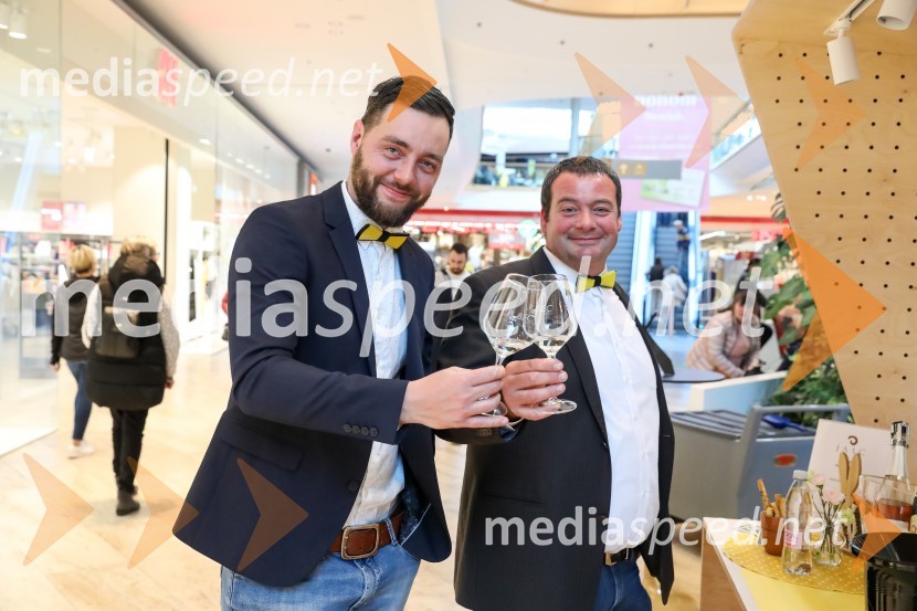  Aleksander Rigo, Rigo Vino;  Dušan  Mulec, Vinogradništvo MulecPubeci v centru Aleja Ljubljana