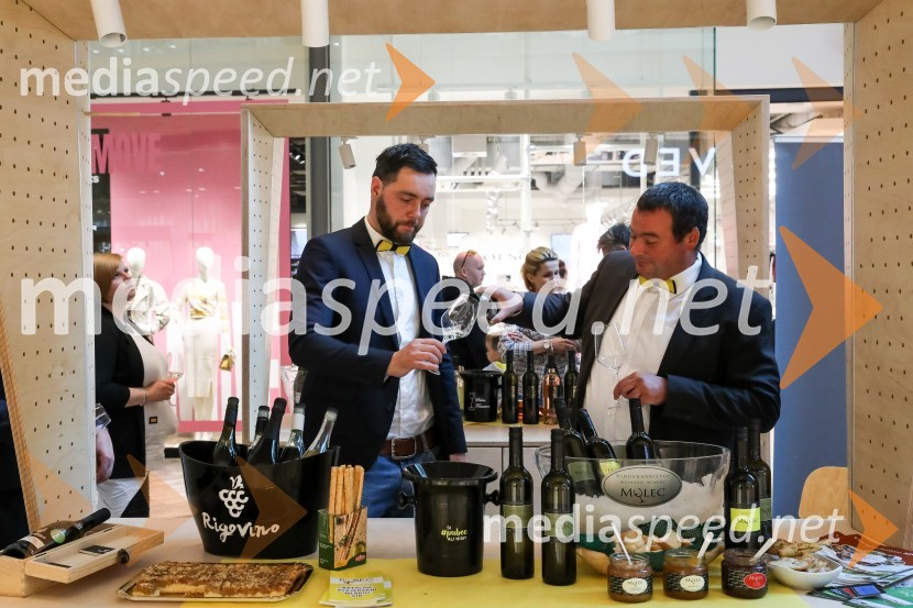  Aleksander Rigo, Rigo Vino;  Dušan  Mulec, Vinogradništvo MulecPubeci v centru Aleja Ljubljana