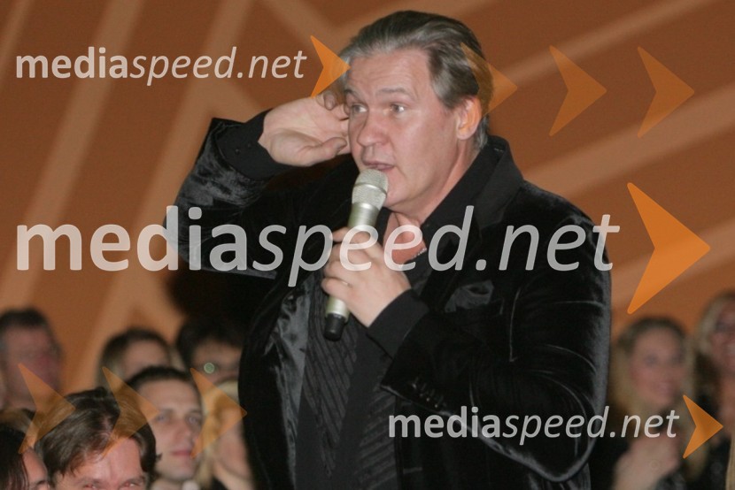 Johnny Logan, pevecJohnny Logan in Bahia Dance Group, koncert ob prvi obletnici Casino Mond