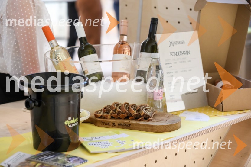 Pubeci v centru Aleja Ljubljana