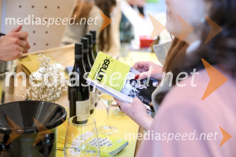 Pubeci v centru Aleja Ljubljana