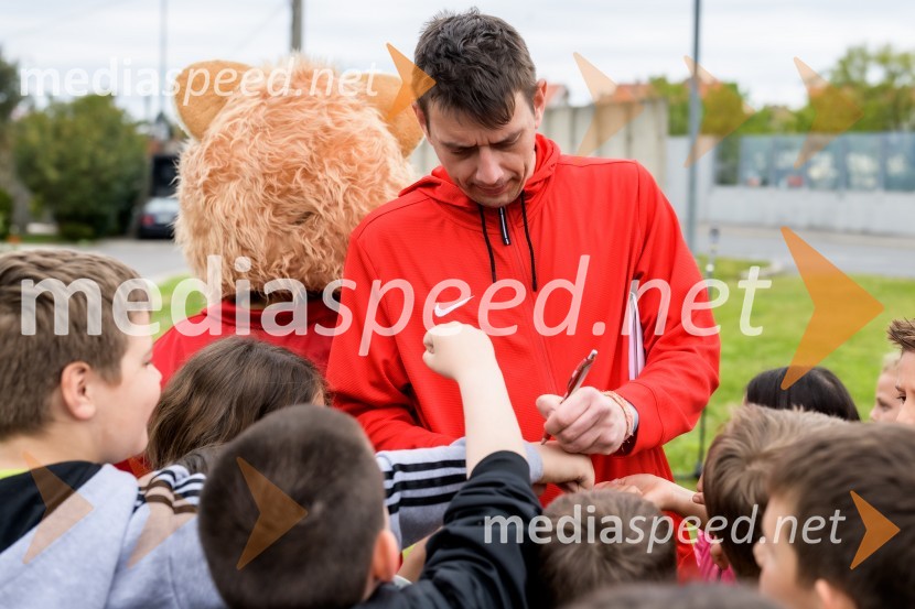  Rok Terkaj - Trkaj, raperTudi v občini Piran z novo 3D-zebro na šolski poti