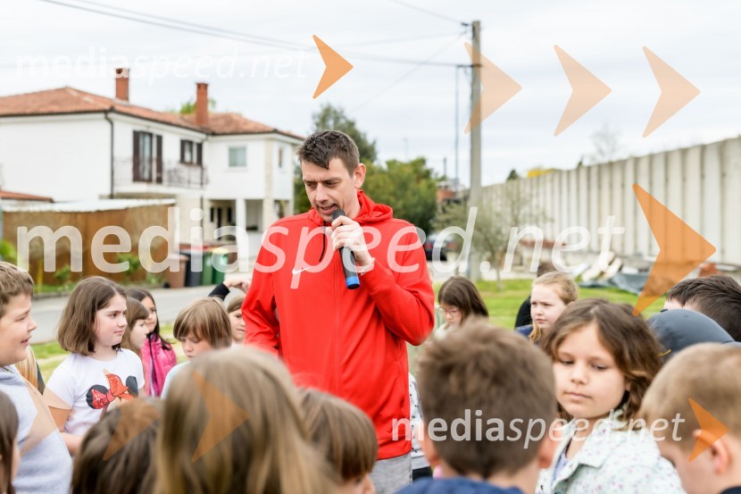  Rok Terkaj - Trkaj, raperTudi v občini Piran z novo 3D-zebro na šolski poti