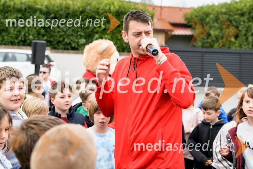  Rok Terkaj - Trkaj, raperTudi v občini Piran z novo 3D-zebro na šolski poti