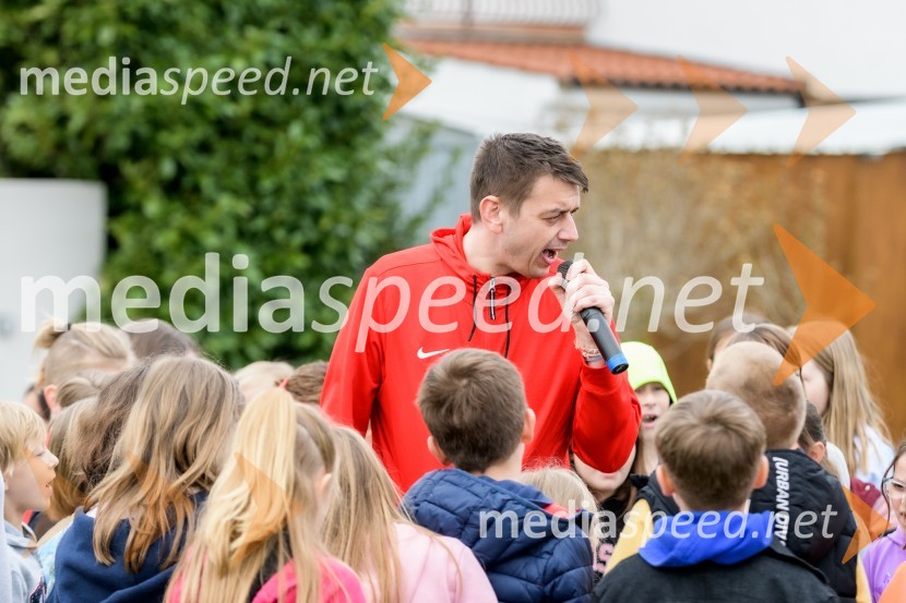  Rok Terkaj - Trkaj, raperTudi v občini Piran z novo 3D-zebro na šolski poti