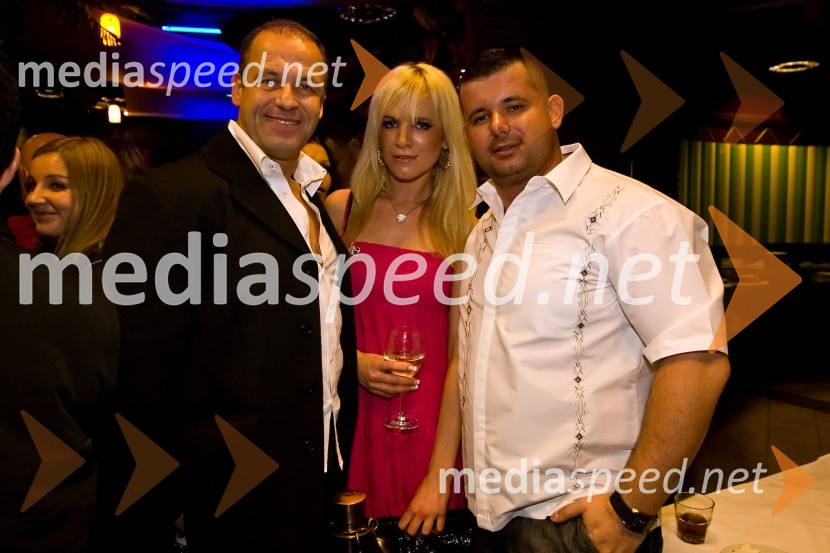 Rajko Hrvatič, podjetnik, Lea, finalistka Miss Casino Kongo 2009 in Daniel Praštalo, telesni stražarHotel in Casino Kongo, zabava ob 5. rojstnem dnevu