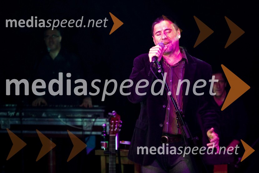 Goran Karan, hrvaški pevec, s spremljevalno skupinoHotel in Casino Kongo, zabava ob 5. rojstnem dnevu