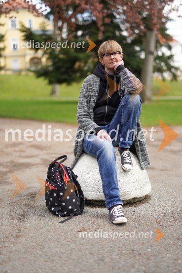 dr. Mateja Ratej, ZRC SAZUMateja Ratej, portret zgodovinarke