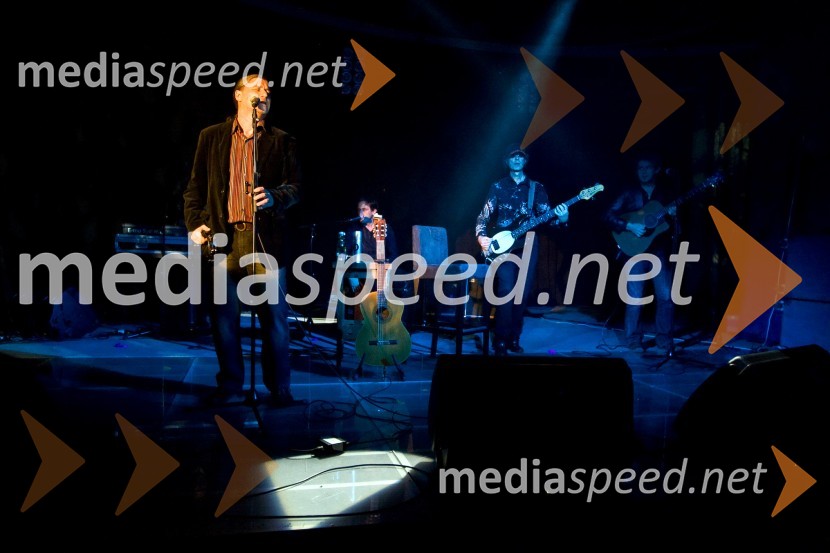 Goran Karan, hrvaški pevec, s spremljevalno skupinoHotel in Casino Kongo, zabava ob 5. rojstnem dnevu