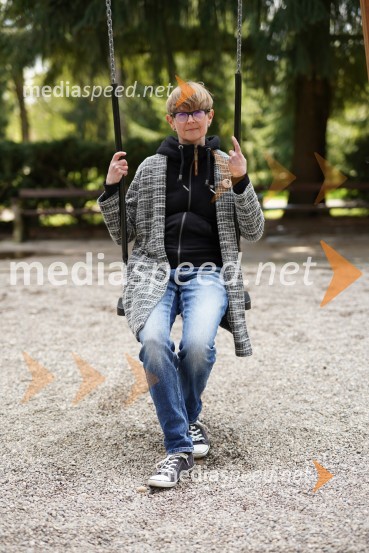 dr. Mateja Ratej, ZRC SAZUMateja Ratej, portret zgodovinarke