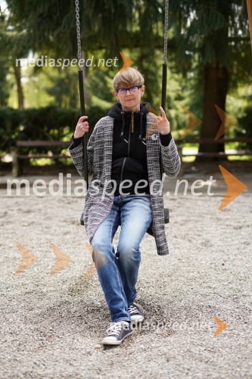 dr. Mateja Ratej, ZRC SAZUMateja Ratej, portret zgodovinarke