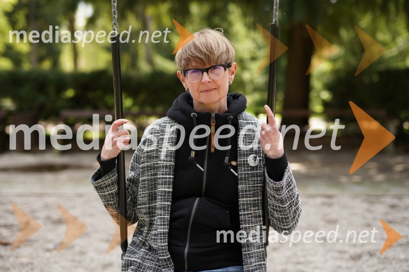 dr. Mateja Ratej, ZRC SAZUMateja Ratej, portret zgodovinarke