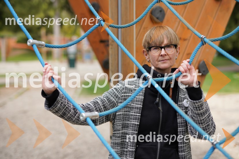 dr. Mateja Ratej, ZRC SAZUMateja Ratej, portret zgodovinarke