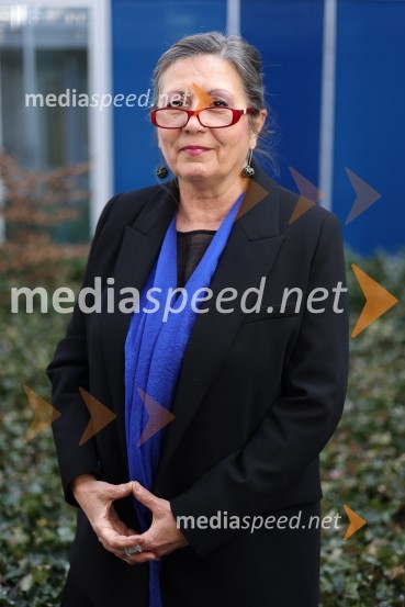 dr. Vesna  Vuk Godina, antropologinja, predavateljicaVesna Vuk Godina, portret antropologinje