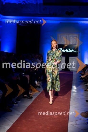 Mesec mode v muzeju, modna revija