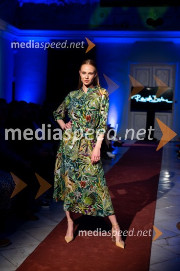 Mesec mode v muzeju, modna revija