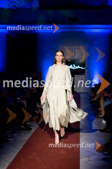 Mesec mode v muzeju, modna revija