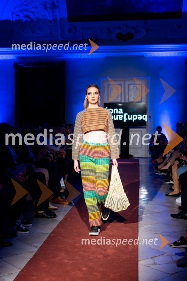 Mesec mode v muzeju, modna revija