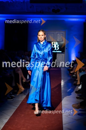 Mesec mode v muzeju, modna revija