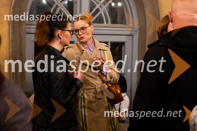 Mesec mode v muzeju, modna revija