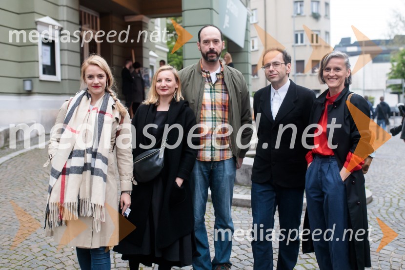 MandićCirkus, premiera