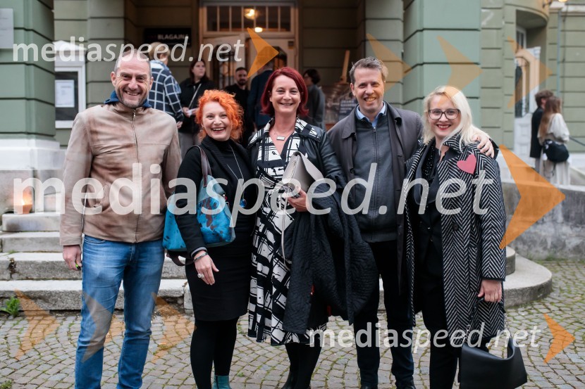 MandićCirkus, premiera