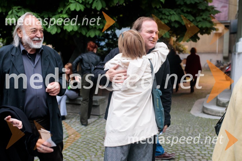  Karpo Godina, režiser;  ... ; dr. Tomaž Toporišič, dramaturgMandićCirkus, premiera